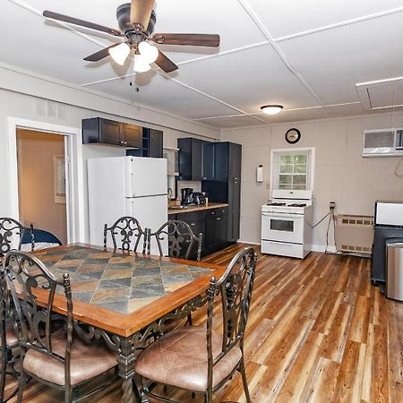 Camelback Cottage - On One Acre & Near Local Attractions تانيرسفيل المظهر الخارجي الصورة